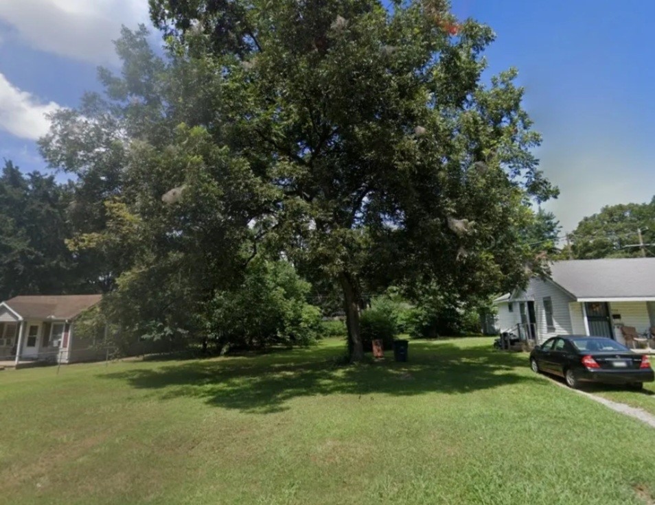 Welcome to beautiful Southeast Arkansas in West Helena of Phillips County. Build your new home or home away from home on this flat open lot that is just west of the Arkansas/Mississippi River and Mississippi border and your fun and popular area amenities. Seller to provide Limited Warranty Deed only.