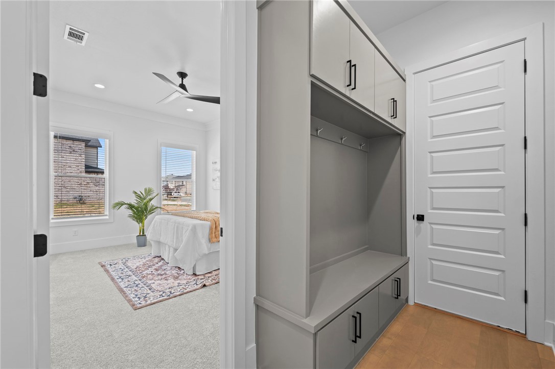 SOARING AT SCISSORTAIL SUB-ROGERS - Residential