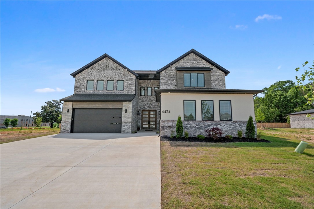 SOARING AT SCISSORTAIL SUB-ROGERS - Residential