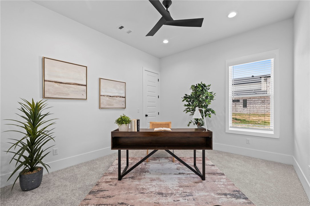 SOARING AT SCISSORTAIL SUB-ROGERS - Residential