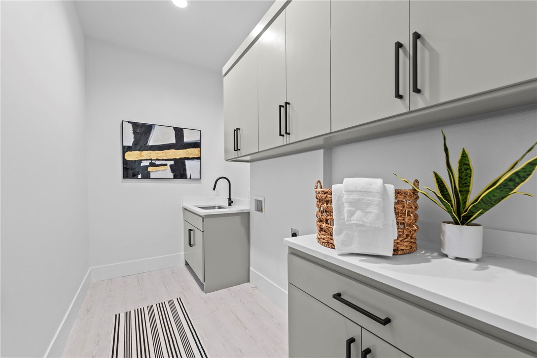 SOARING AT SCISSORTAIL SUB-ROGERS - Residential