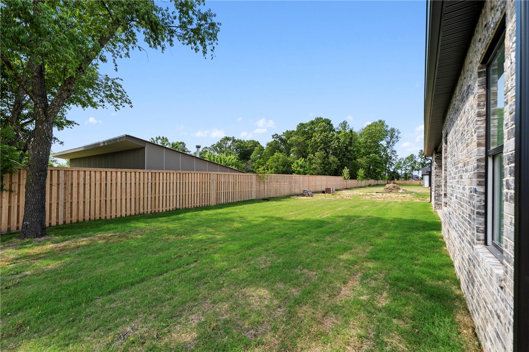 SOARING AT SCISSORTAIL SUB-ROGERS - Residential