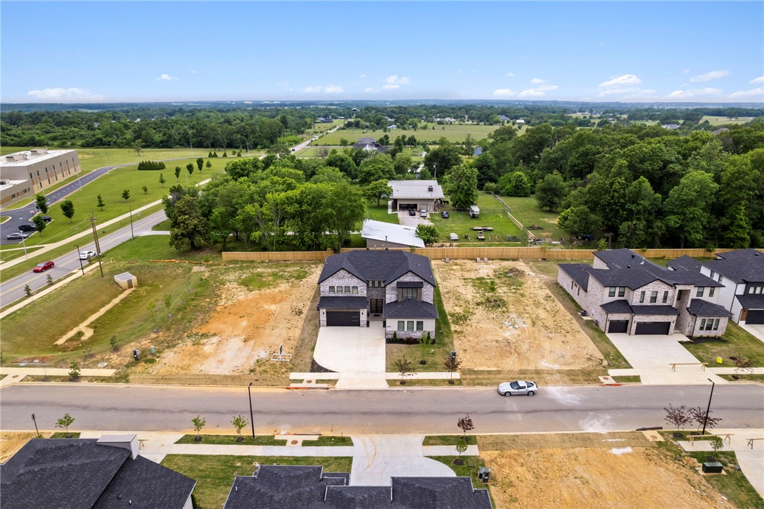 SOARING AT SCISSORTAIL SUB-ROGERS - Residential