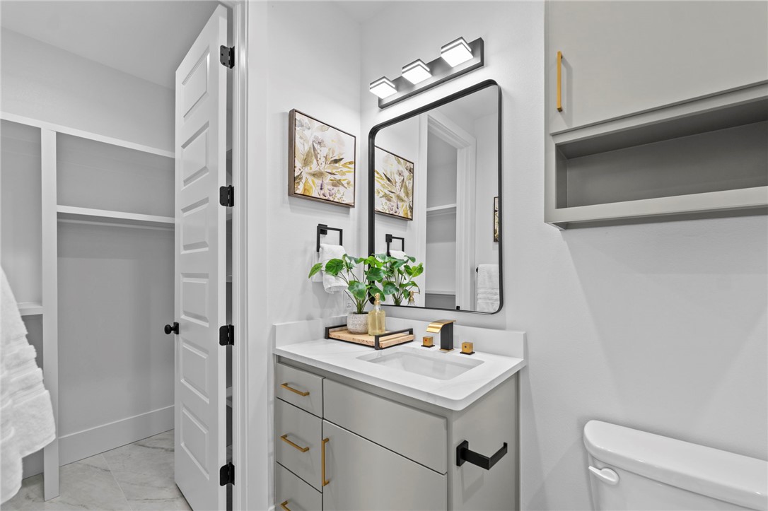 SOARING AT SCISSORTAIL SUB-ROGERS - Residential