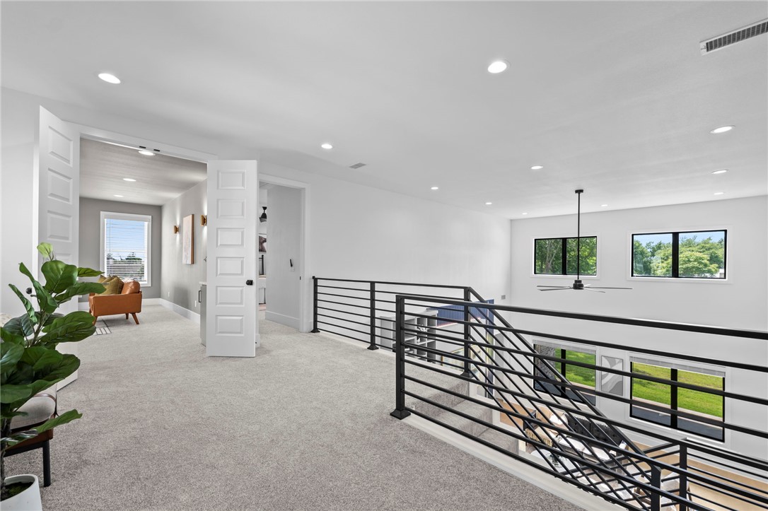 SOARING AT SCISSORTAIL SUB-ROGERS - Residential