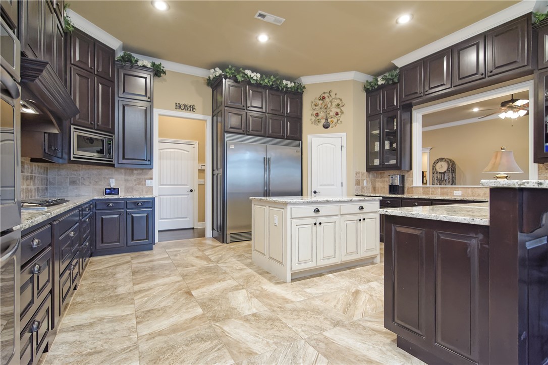 Meadows, The Little Flock - Residential