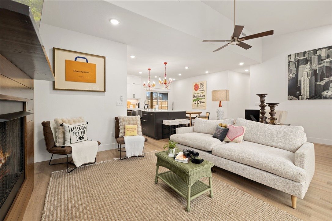 Ayr Sub Bvv - Residential Lease