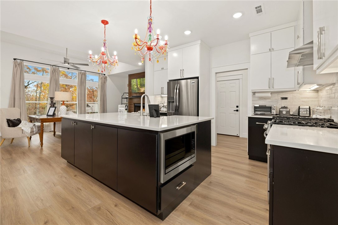 Ayr Sub Bvv - Residential Lease