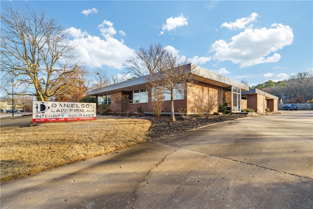 Oakland Hills Add - Commercial Lease