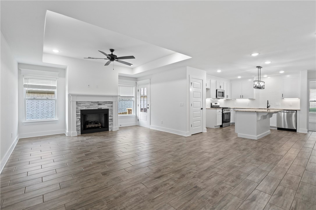 Osage Hills Sub Ph 1 Bentonville - Residential Lease