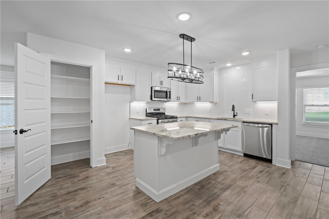 Osage Hills Sub Ph 1 Bentonville - Residential Lease