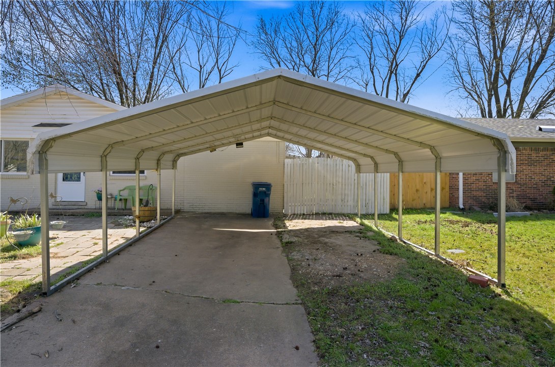 Comstock First Add Siloam Spgs - Residential