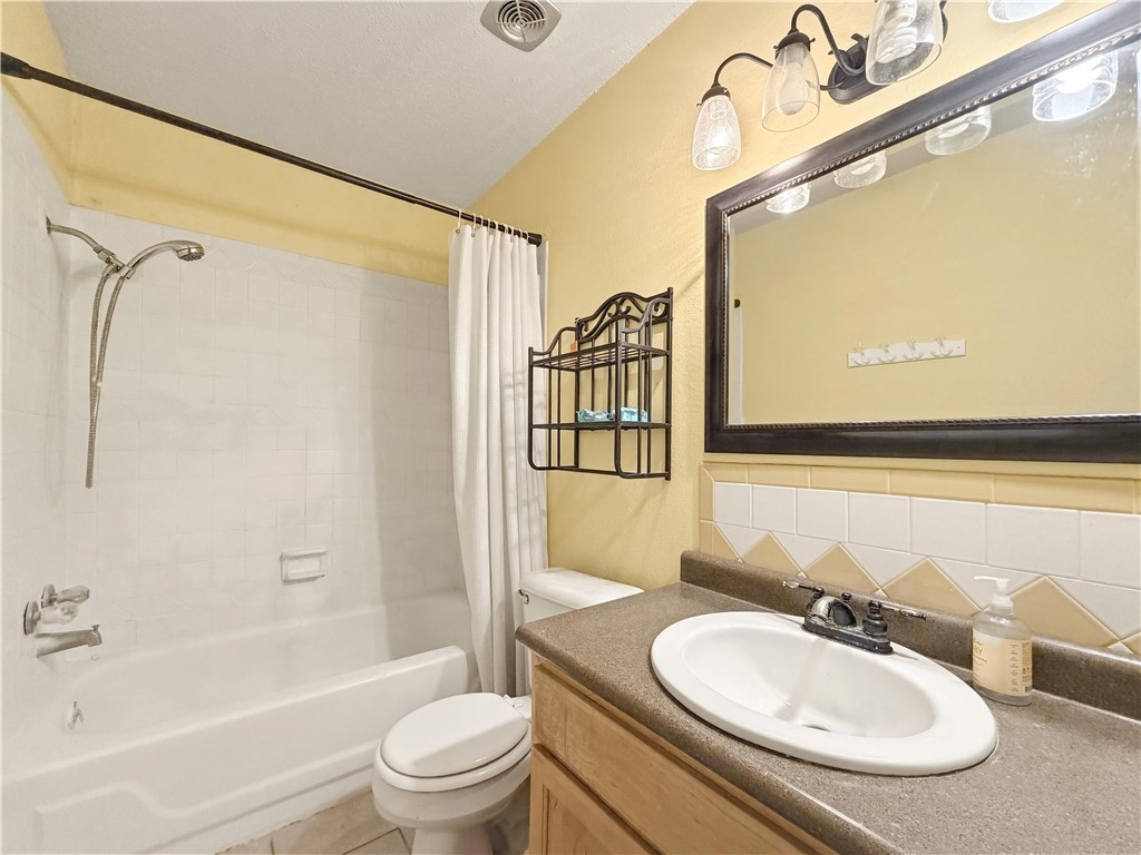 Comstock First Add Siloam Spgs - Residential