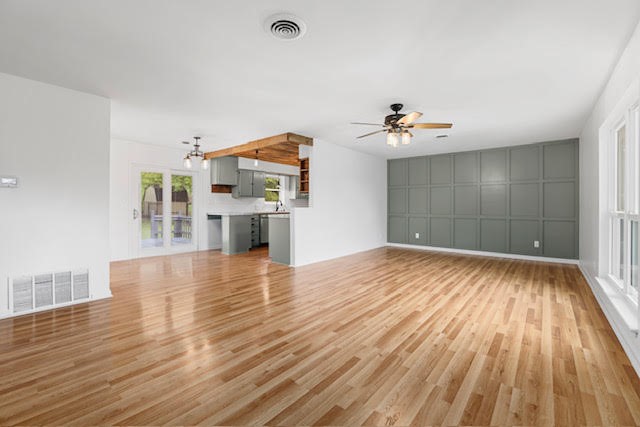 19-16-30 FAYETTEVILLE OUTLOTS - Residential Lease