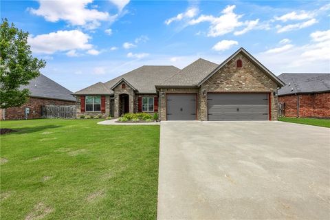 Single Family Residence in Rogers AR 4505 Canopy Meadows Drive.jpg