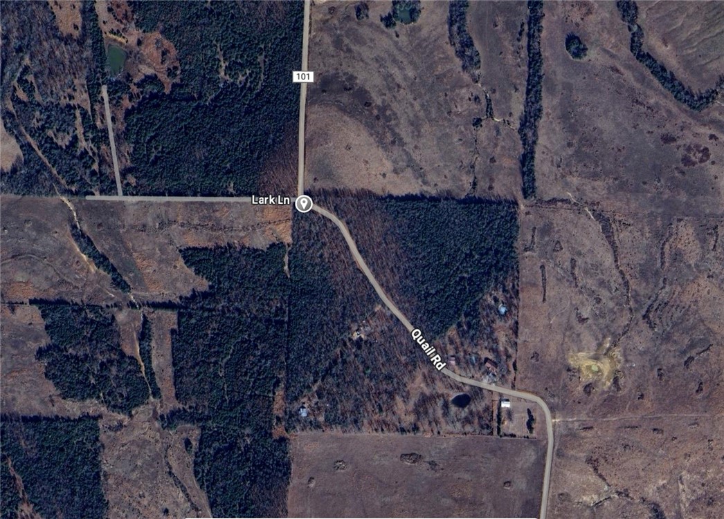 This heavily wooded, private land offers the perfect balance of seclusion and convenience. Ideal for building your dream home, hunting, or simply enjoying nature, with no restrictions to limit your vision. Norfork Lake located right around the corner. Don't miss this rare opportunity to have your private retreat.