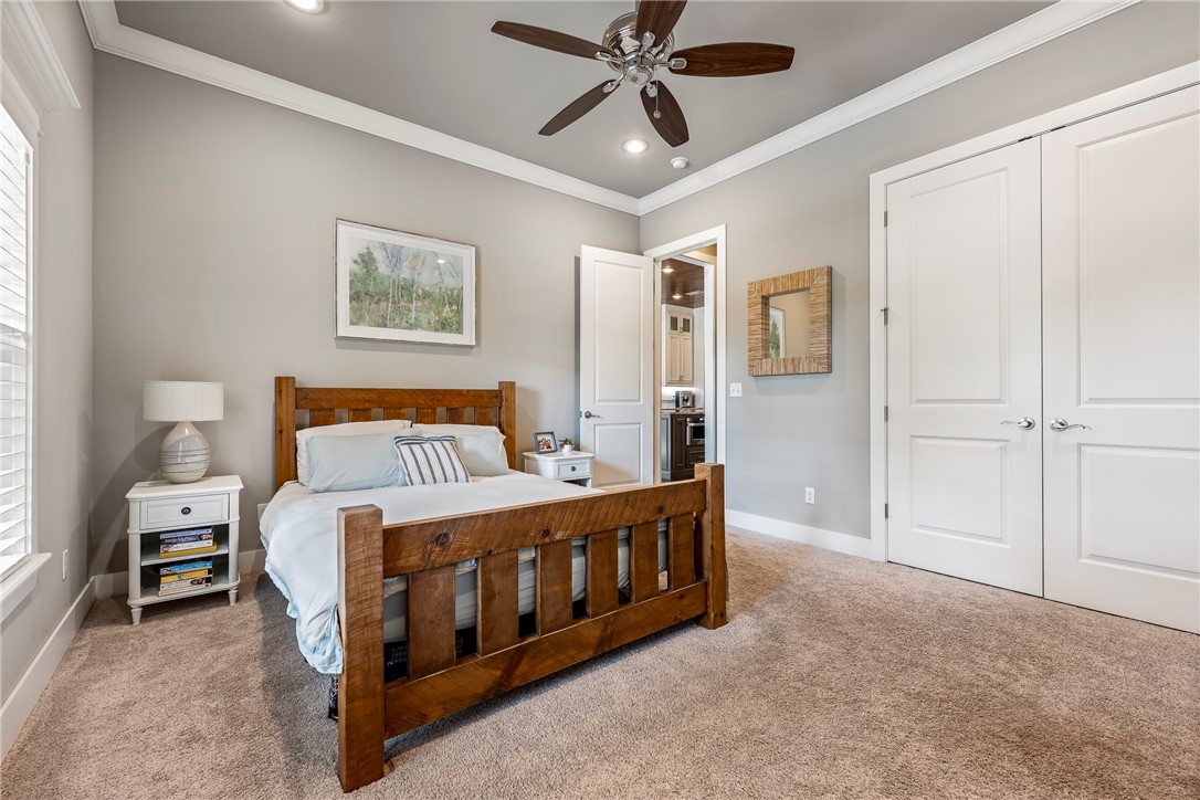 Oak Tree Centerton - Residential