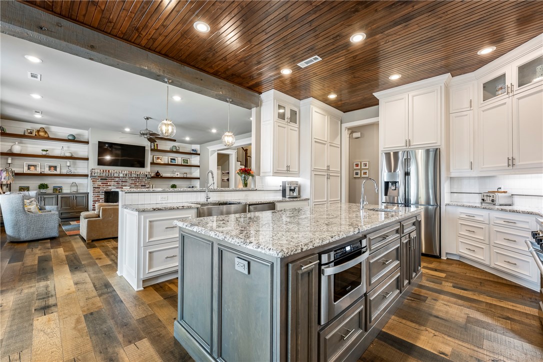 Oak Tree Centerton - Residential