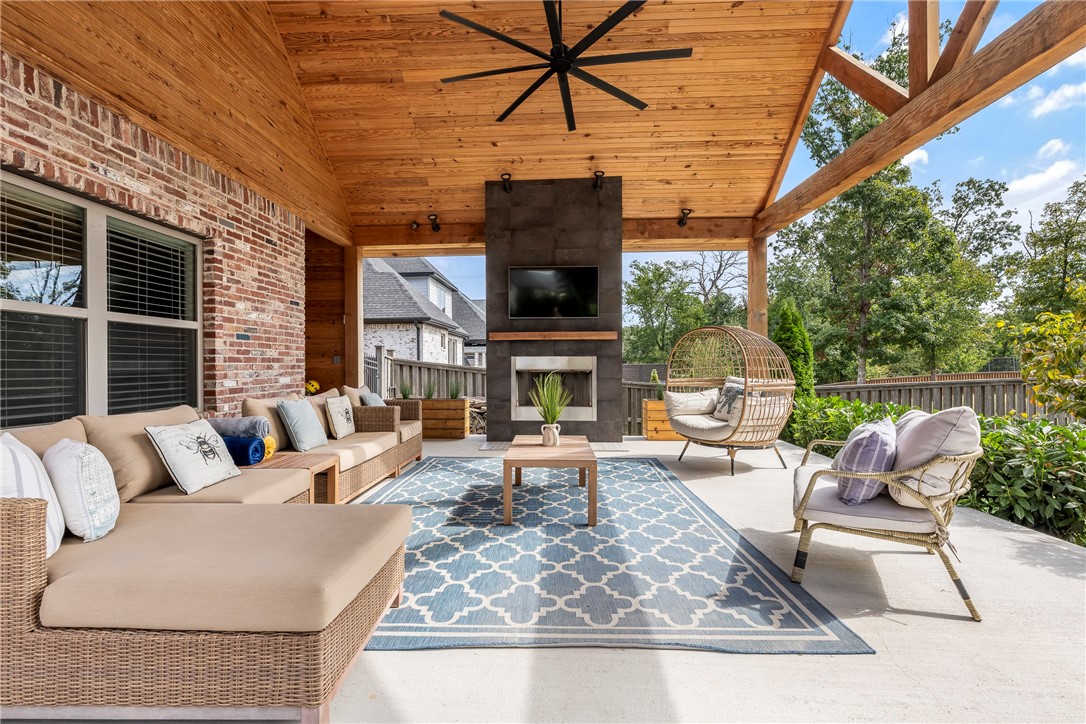 Oak Tree Centerton - Residential