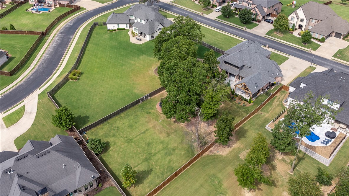 Oak Tree Centerton - Residential