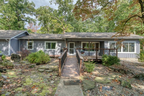 Photo of 39 Windsong Lane, Eureka Springs, AR 72631 (MLS # 1365351)