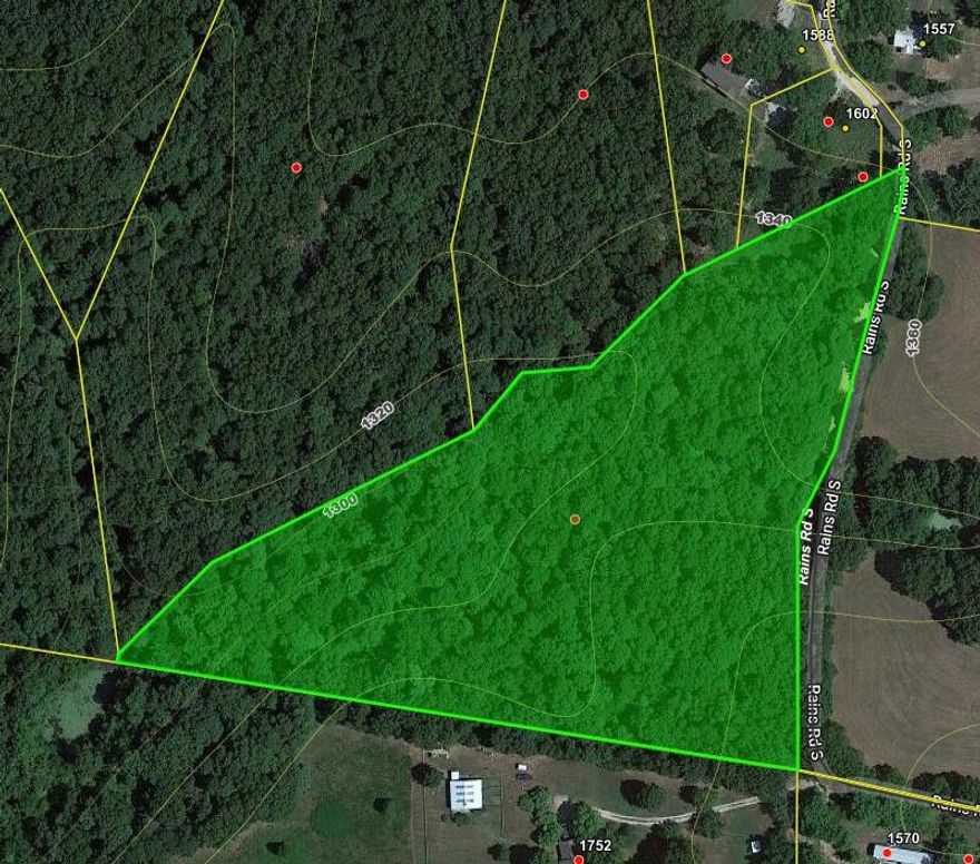 Looking for a Wooded Building Site, with City Water & Electric available?  Great Building site 7.7 acres, Single frame-built home with total interior finished floor area of not less than 1200 sq ft, excluding garages.  No manufactured or mobile homes shall be permitted.  5 minutes to WalMart, 30 minutes to Branson MO, 30 minutes to the Buffalo River,
