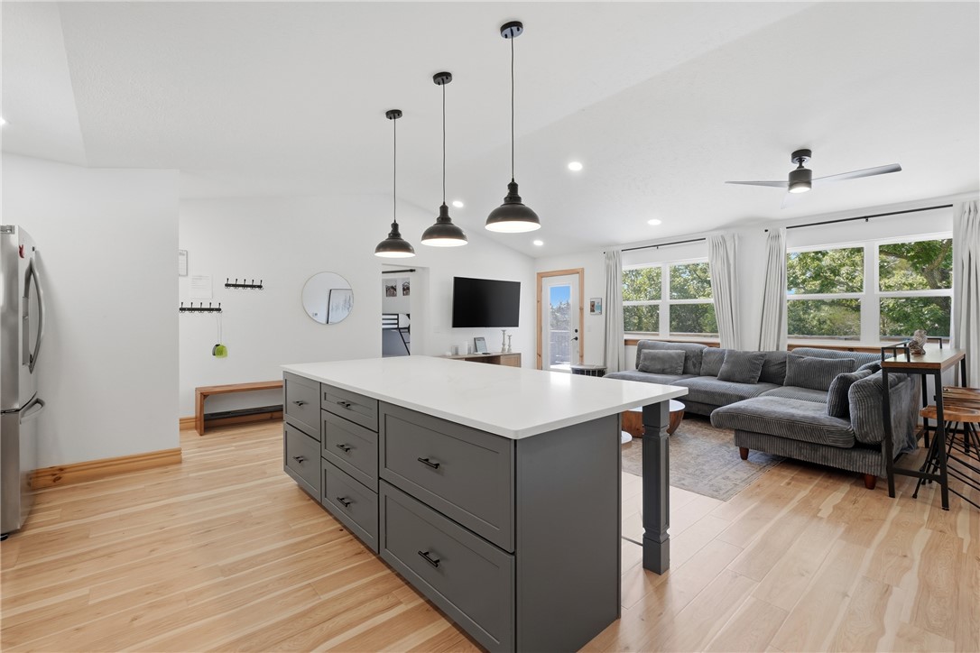 Unit 10 Holiday Island - Residential