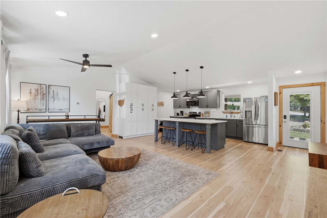Unit 10 Holiday Island - Residential