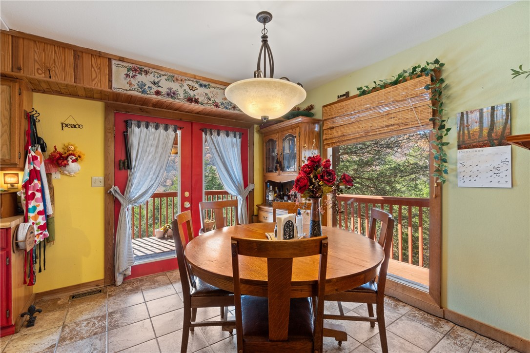 Unit 4 Holiday Island - Residential