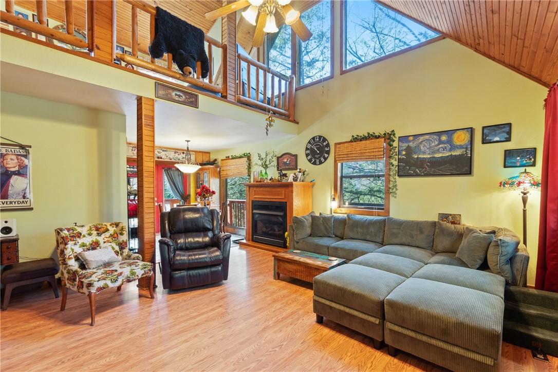 Unit 4 Holiday Island - Residential