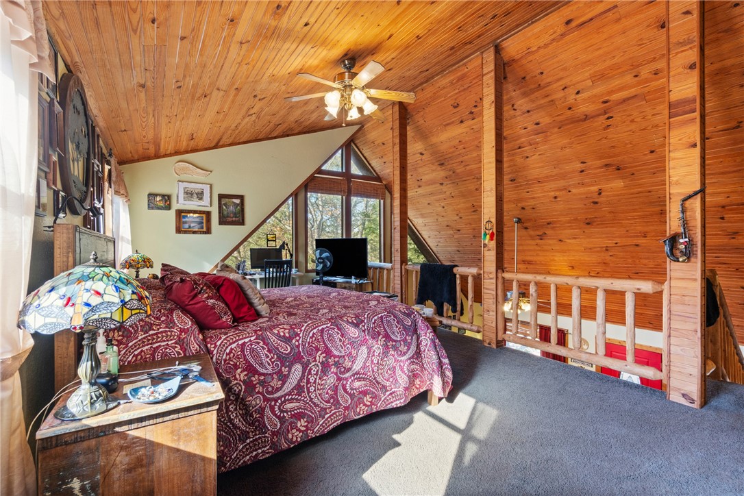 Unit 4 Holiday Island - Residential