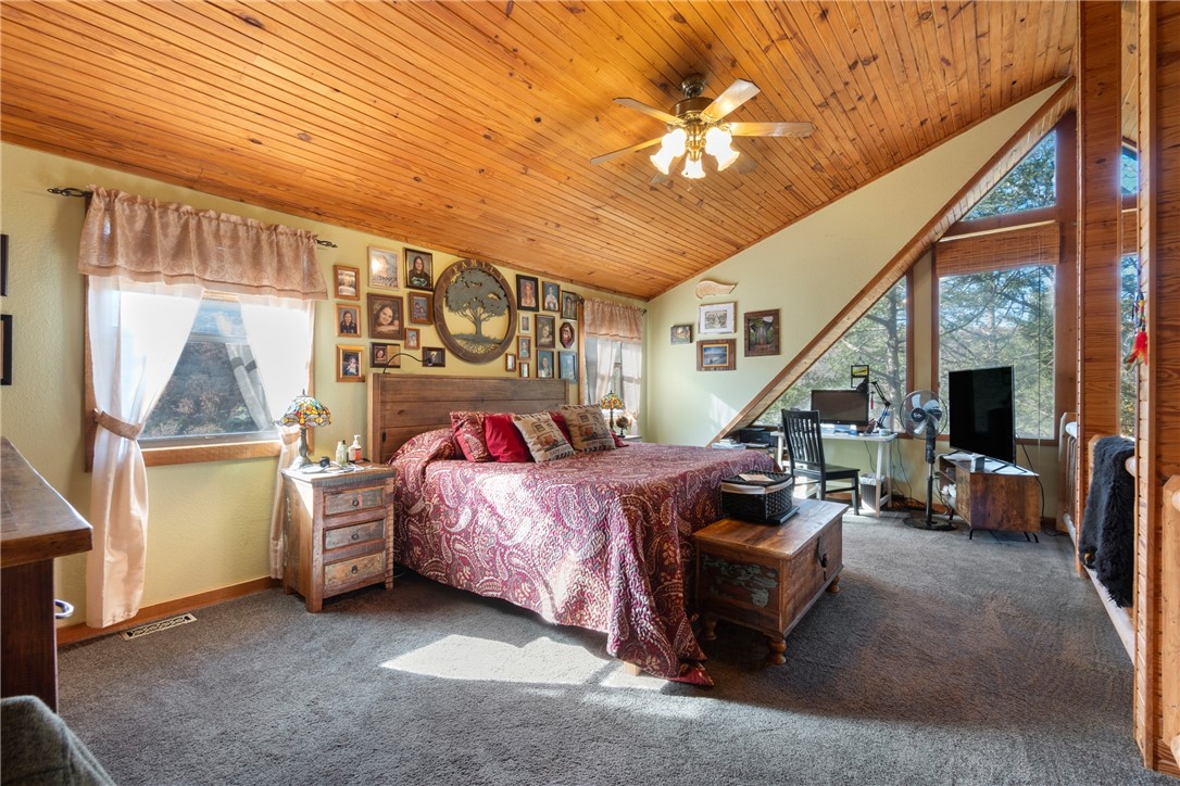 Unit 4 Holiday Island - Residential