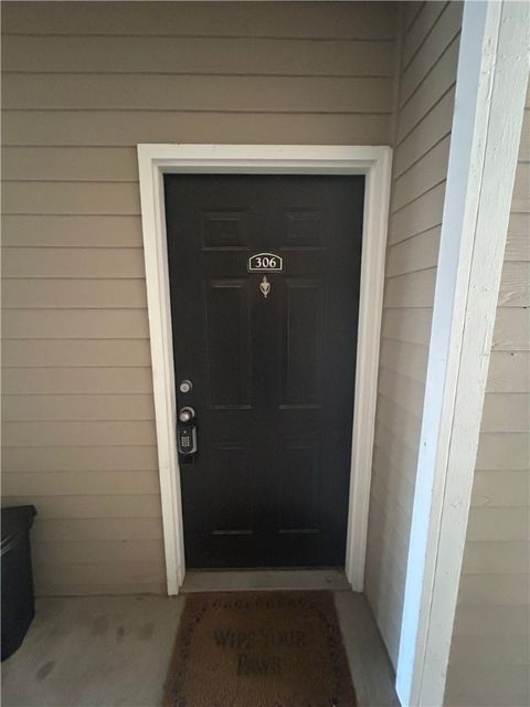 Photo of 4230 NW Meadow Creek Circle 306 #306, Fayetteville, AR 72703 (MLS # 1332954)