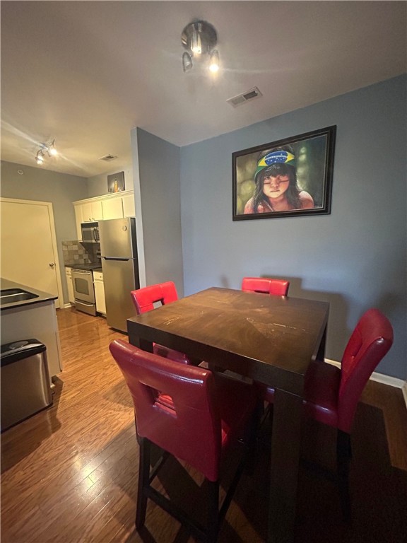 RESERVE AT STEELE CROSSING HPR - Residential Lease