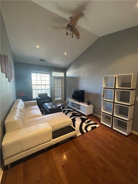 RESERVE AT STEELE CROSSING HPR - Residential Lease