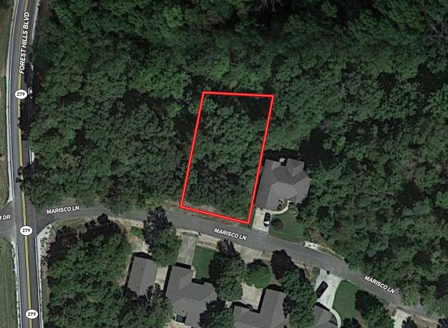 Great buildable Bella Vista lot just waiting for your new home on a street that ends in a cul-de-sac. Convenient access right off of Forest Hills Blvd to either US 71 to the north or I-49 to the south.