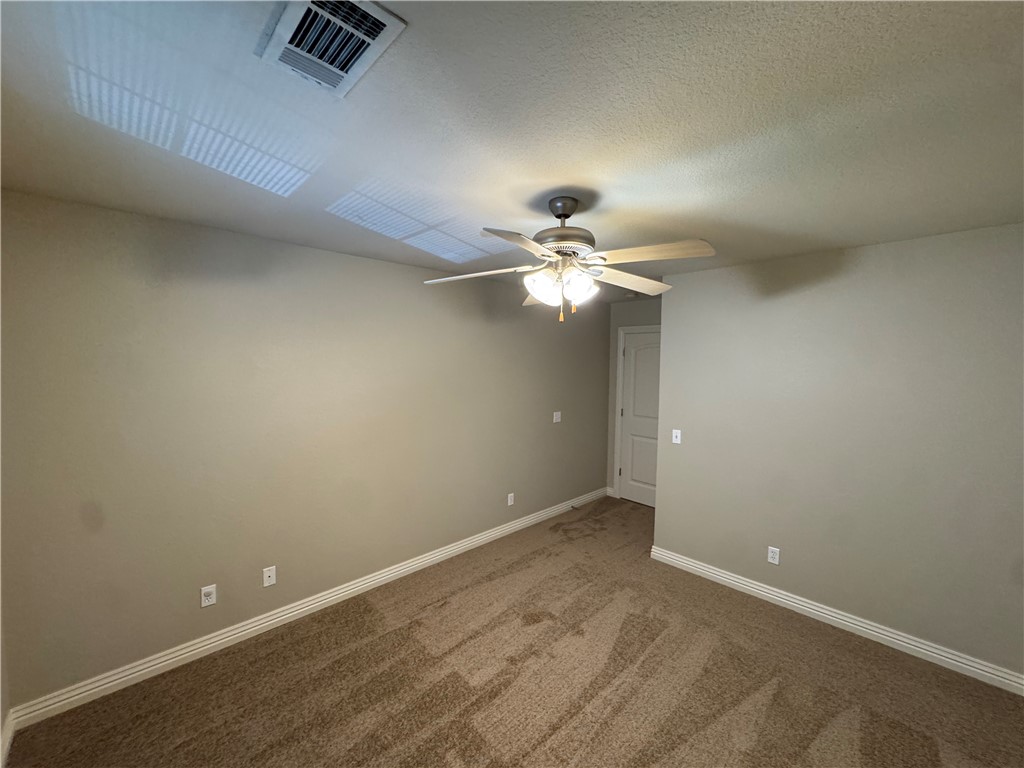 Wood Av. Condo-Hpr - Residential Lease