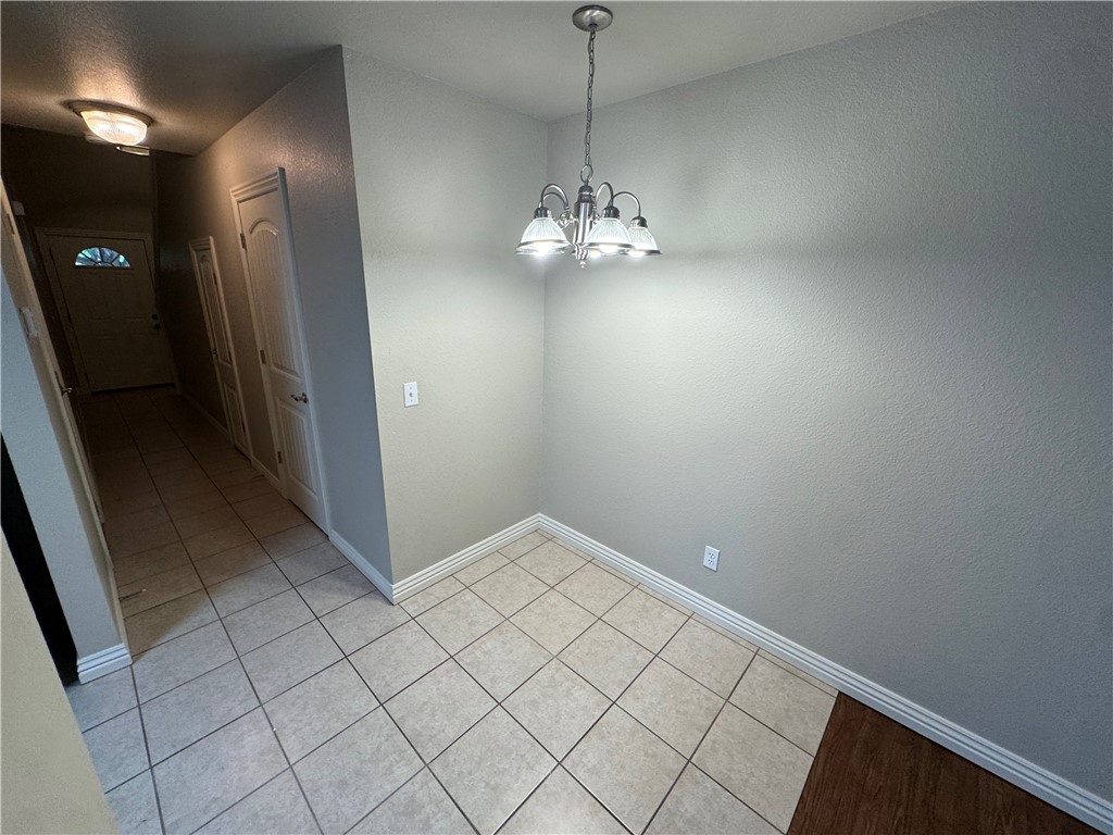 Wood Av. Condo-Hpr - Residential Lease