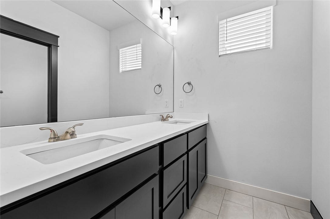 ANNIKA ESTATES PH II-CENTERTON - Residential