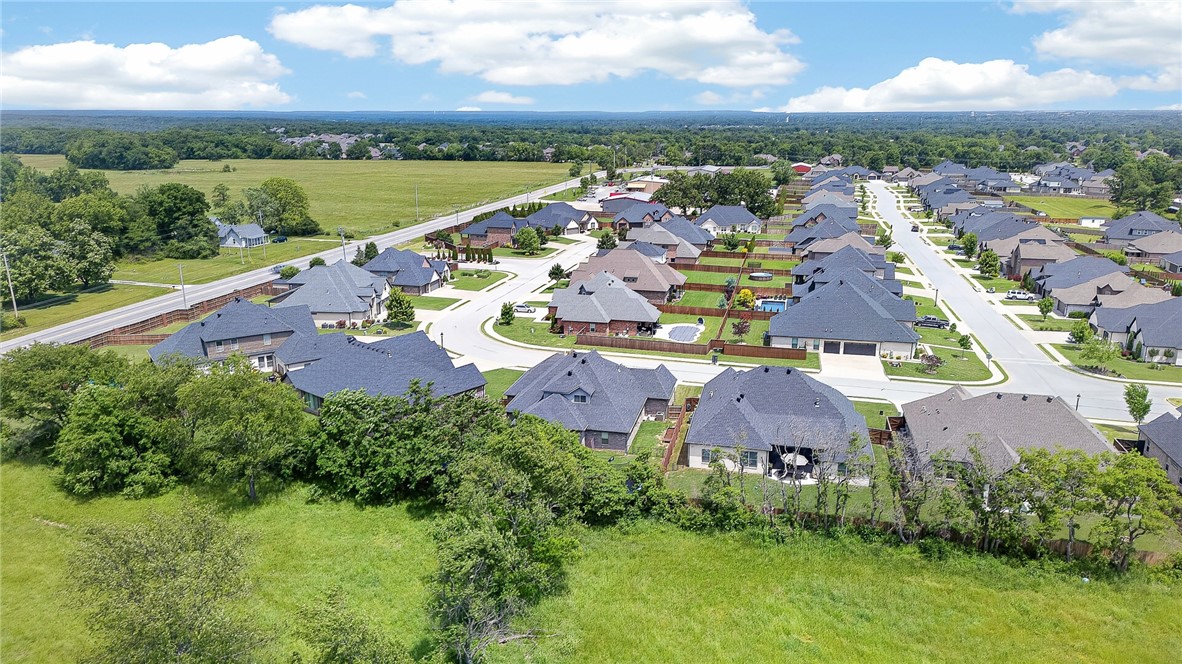 Bequette Farms Ph I Centerton - Residential