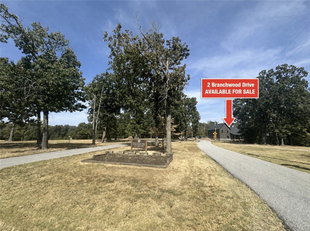 2 Branchwood Drive