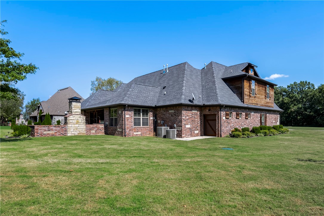 Beau Chalet Sub Highfill - Residential