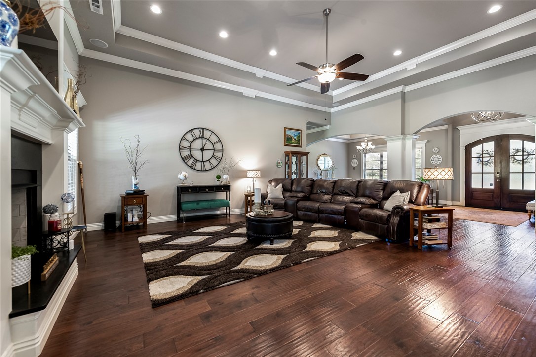 Beau Chalet Sub Highfill - Residential