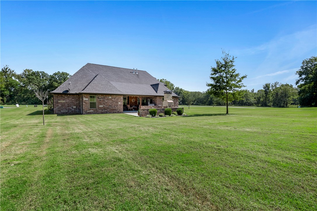 Beau Chalet Sub Highfill - Residential