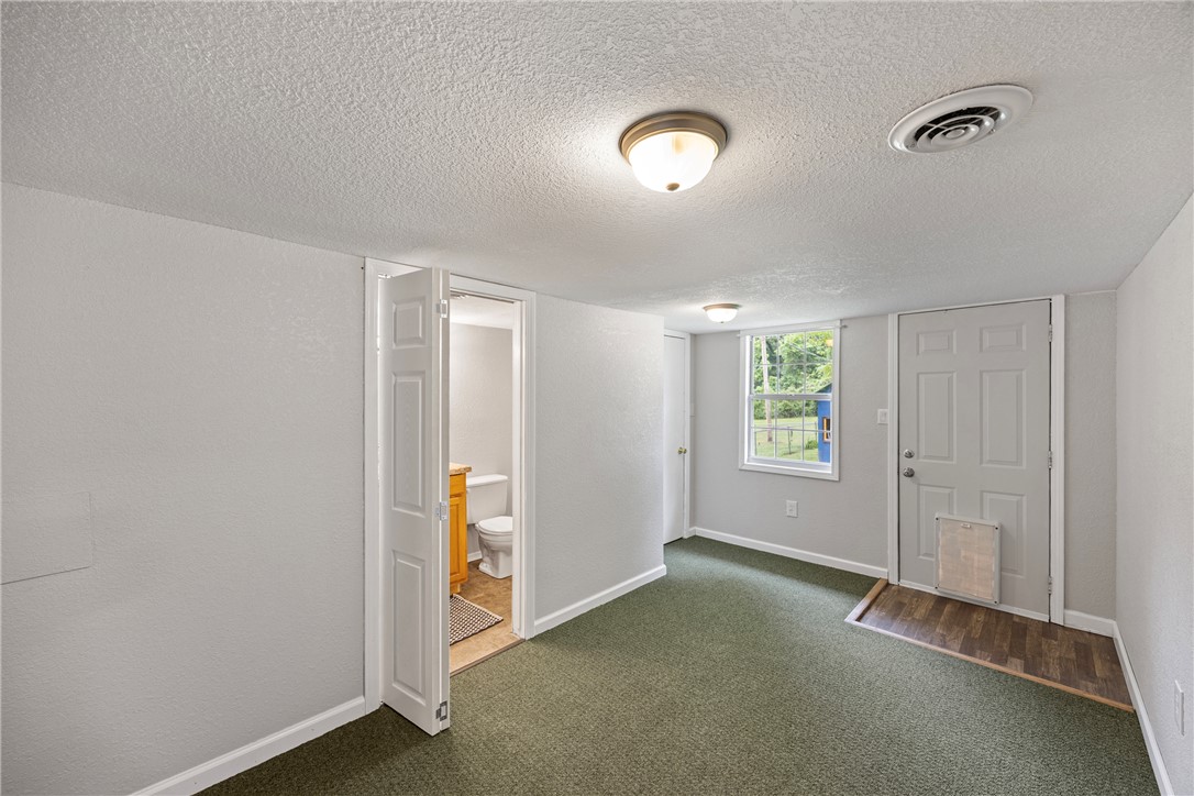 Pine Crest Hill - Residential