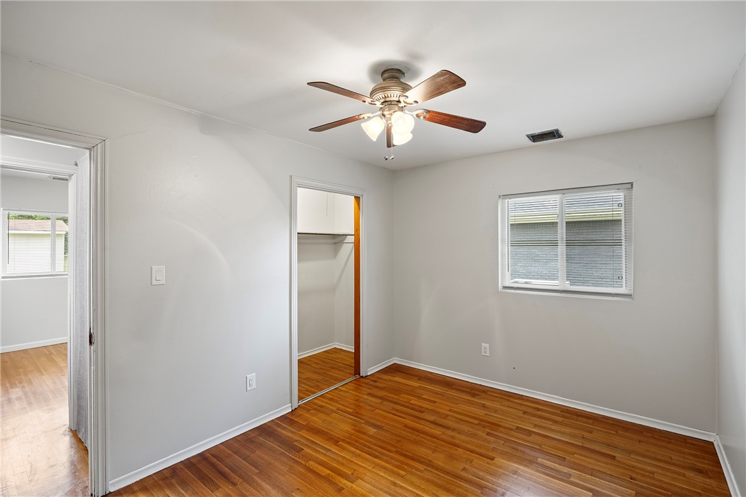 Pine Crest Hill - Residential