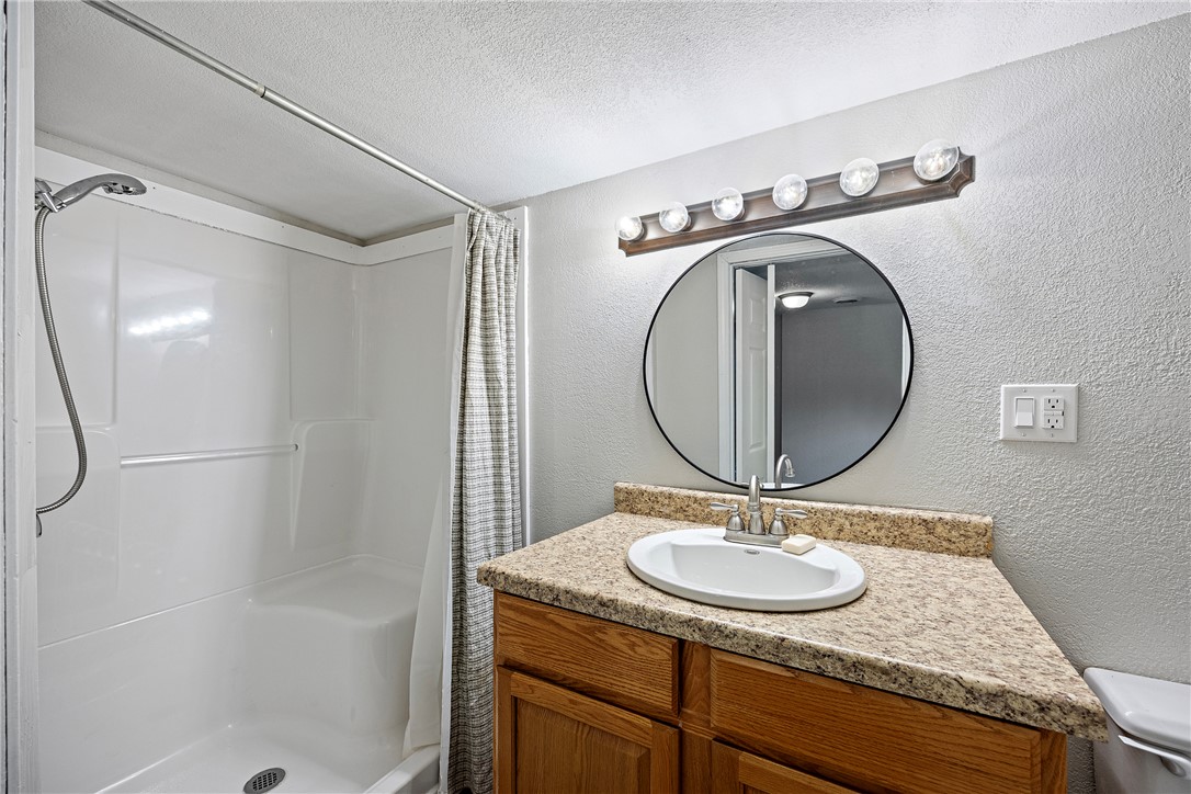 Pine Crest Hill - Residential