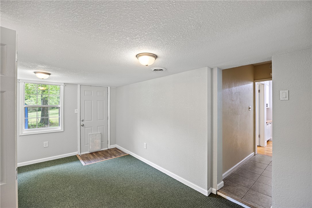 Pine Crest Hill - Residential