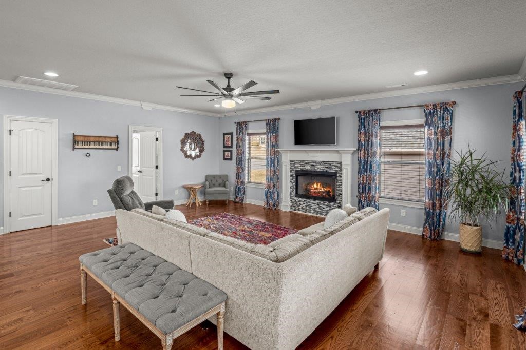 Spinnaker Ridge At Woods Creek Ph 2 - Residential