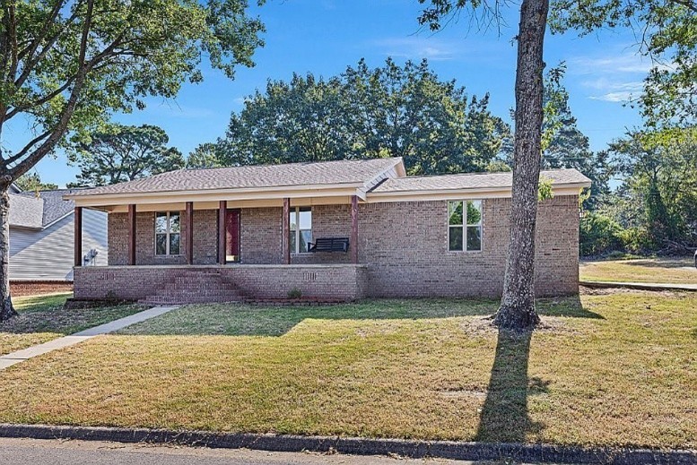 Thoughtfully updated 3 bedroom/2 bath, nearly 1,600 sqft home on a corner lot, high atop Marina Village subdivision. Enter a spacious living area w/vaulted ceiling & plenty of natural light. Just to the side is an unobstructed kitchen & dining area. The large primary suite boasts an ensuite bathroom, large walk-in closet (including gun safe), and French doors opening to the patio. A metal storage building & lean to (w/a concrete pad) in the back yard keeps the garage from getting cluttered & puts yard tools right where they are needed. Even the garage floor is a show stopper. Take in the distant view of Lake Dardanelle while relaxing in the front porch swing. Completing the alure of this property is its convenience (less than 2 miles) to Dardanelle State Park & Washburn Park, which has access to Bona Dea Trails. Fresh interior/exterior paint in ā24 & ā25, new roof in ā22, new HVAC in ā19, new windows in ā18, new flooring in ā17. Newer ceiling fans & light fixtures throughout. This goes on the āmust seeā list.